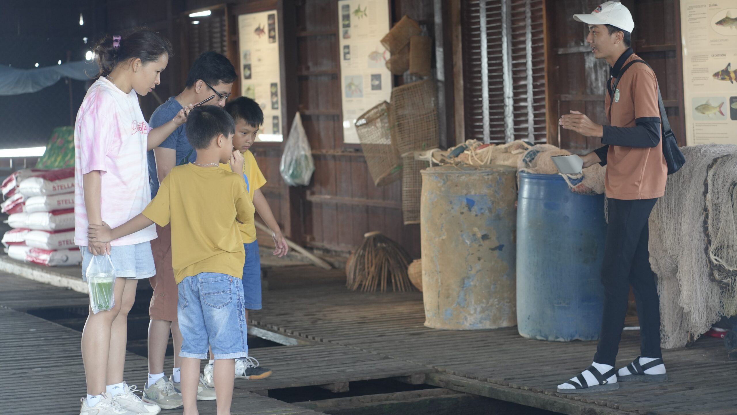 Bè cá Bảy Bon mô hình nông nghiệp kết hợp du lịch