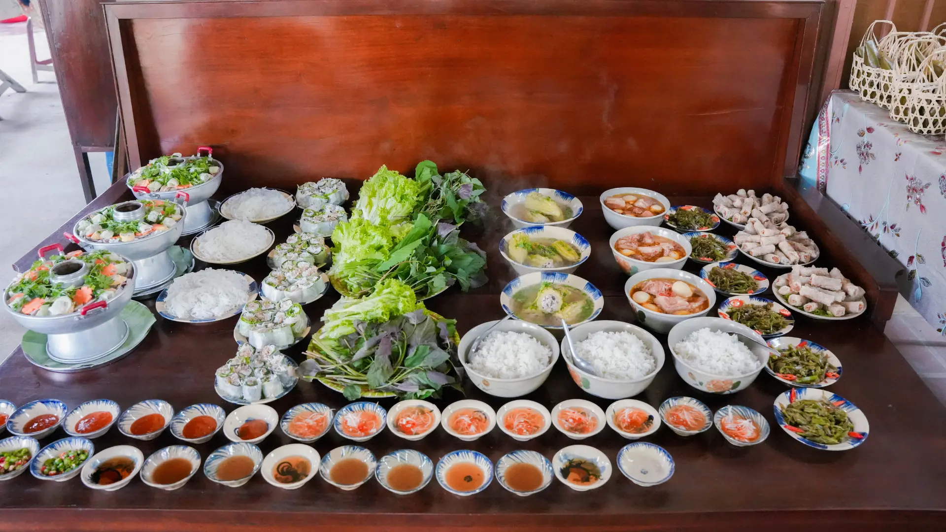 cac-mon-an-dan-da-trong-le-tien-thuong-mien-tay
