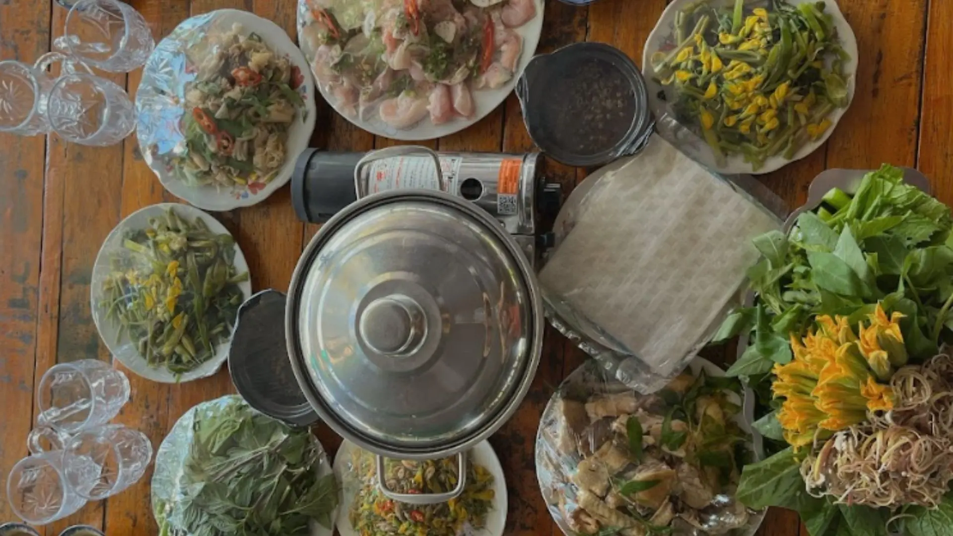Lẩu bông điên điển